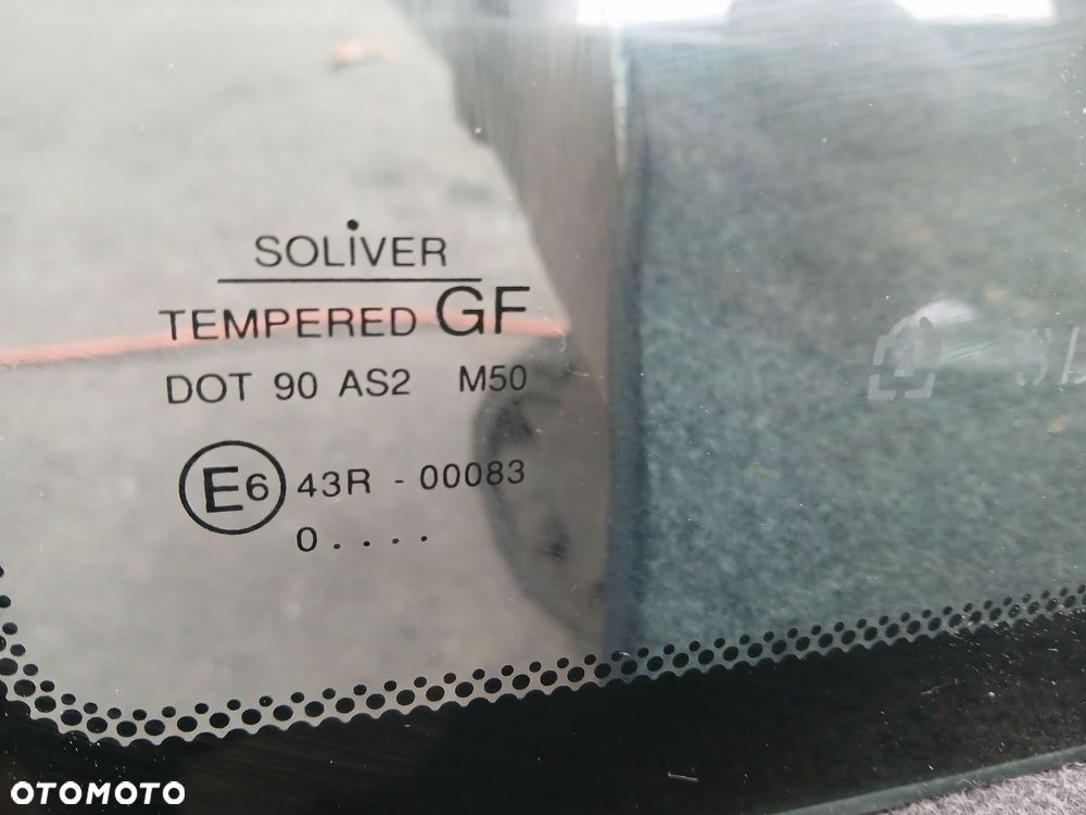 Opel Frontera szyba klapy bagażnika - 3