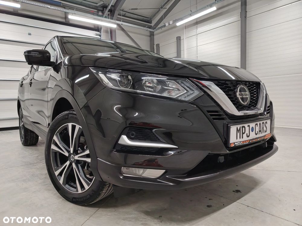 Nissan Qashqai - 2