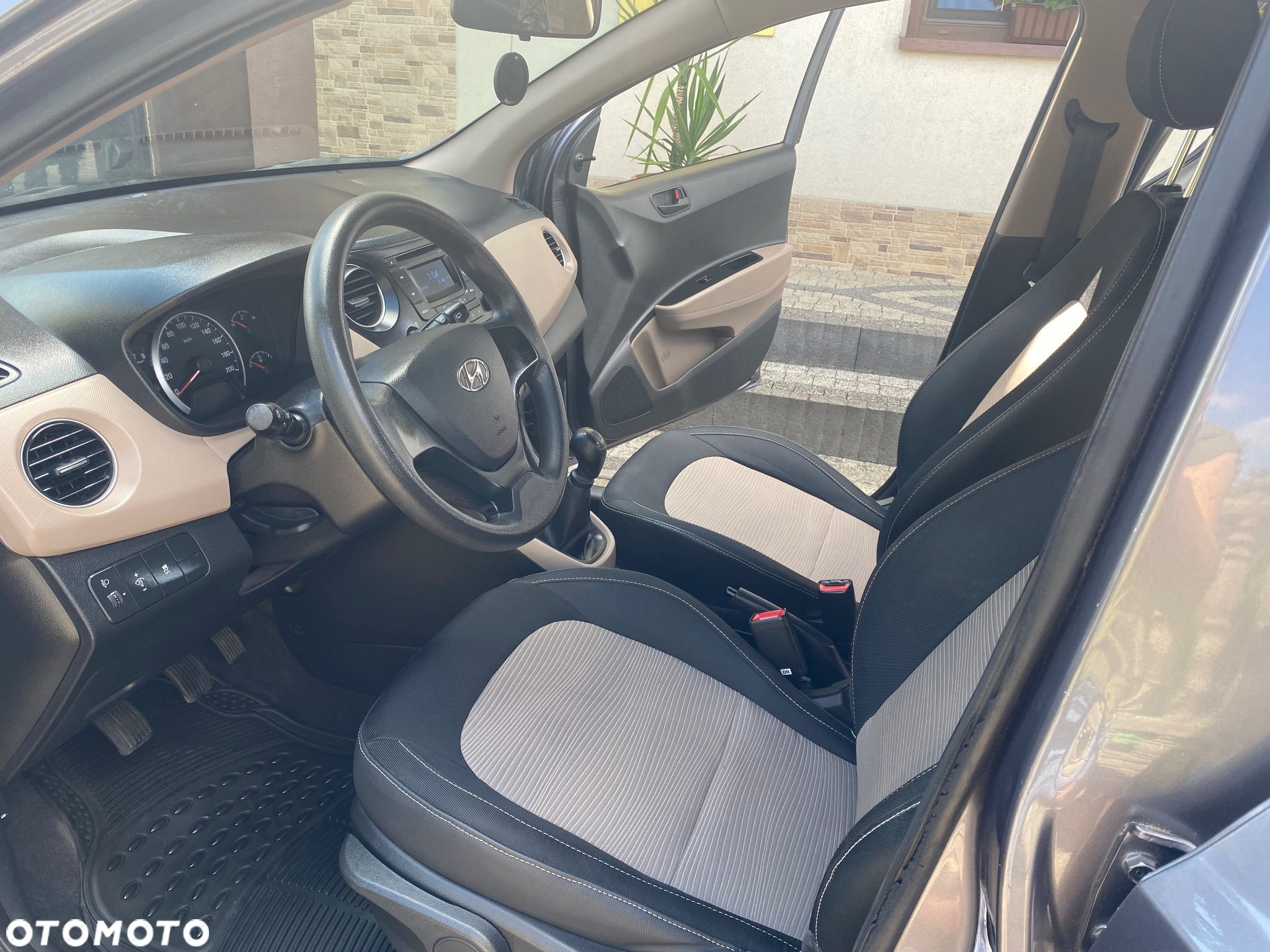Hyundai i10 - 19