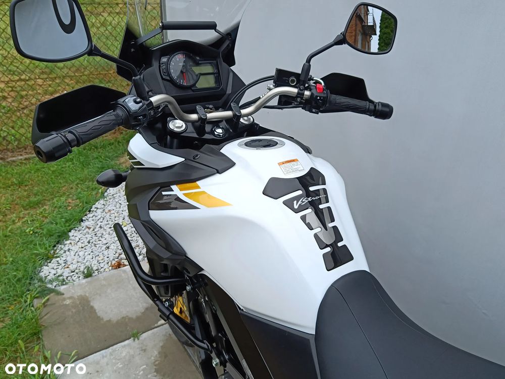 Suzuki DL - 10