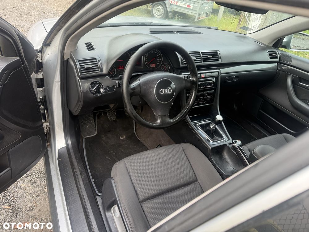 Audi A4 Avant - 7