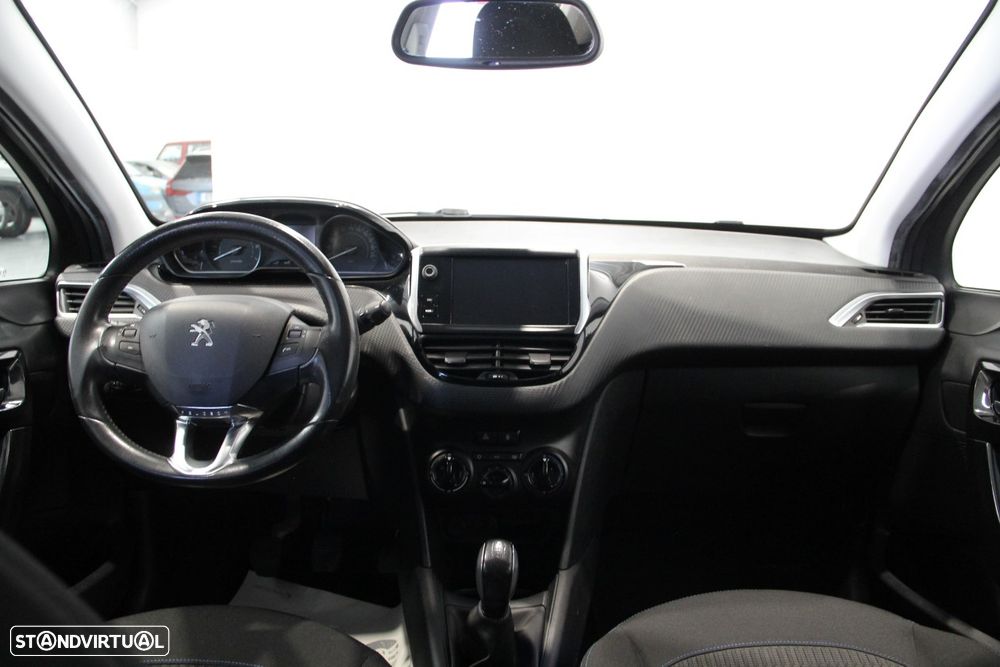 Peugeot 208 1.2 PureTech Style - 8