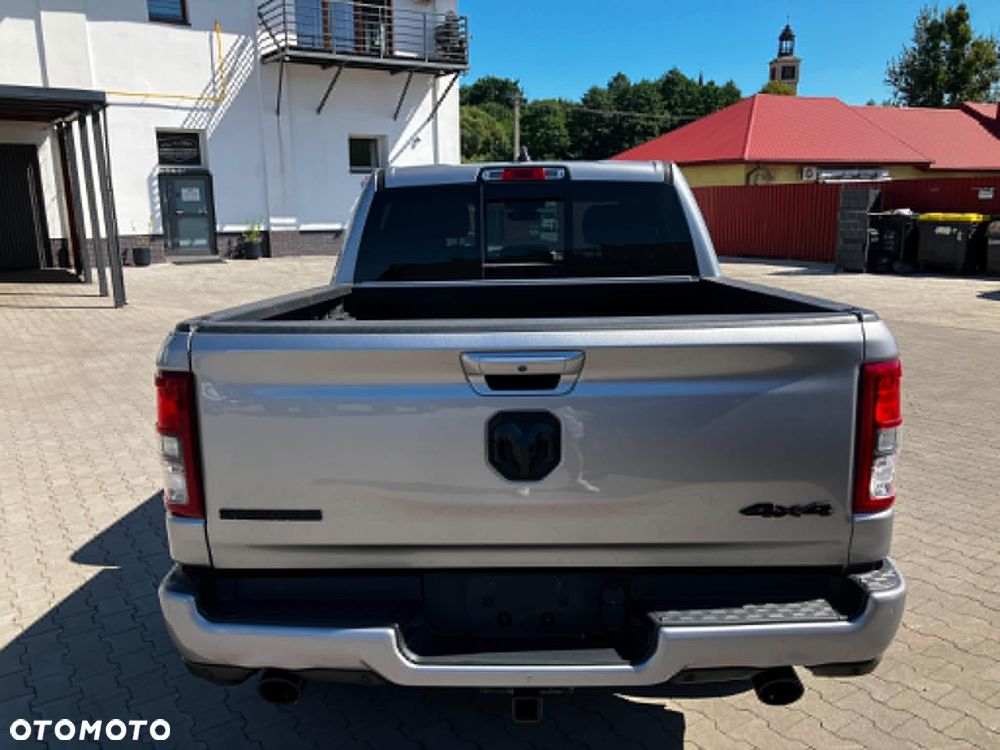 RAM 1500 5.7 Crew Cab Laramie - 3