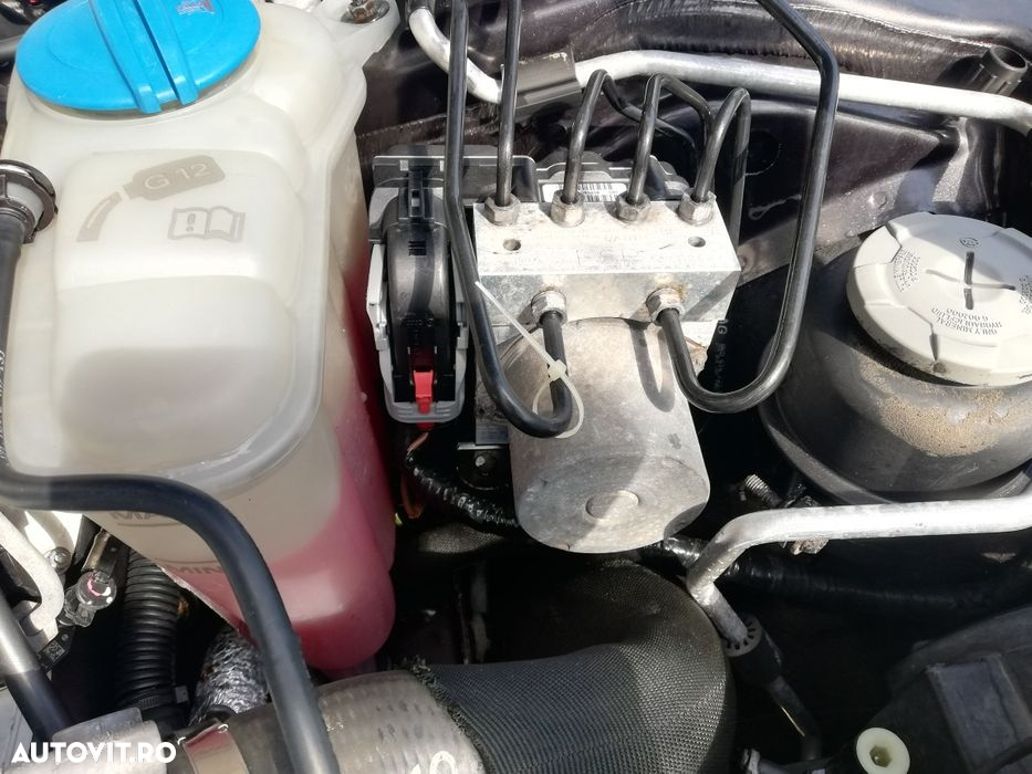 Turbină Garrett turbo turbosuflanta v6  clapeta pompa abs Audi A4 B8 27tdi CAMA 2010 - 2