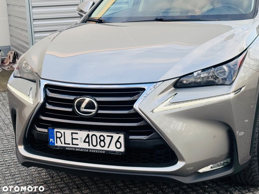 Lexus NX 200t Elite AWD - 4