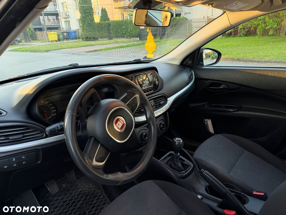 Fiat Tipo 1.4 16v Easy - 9