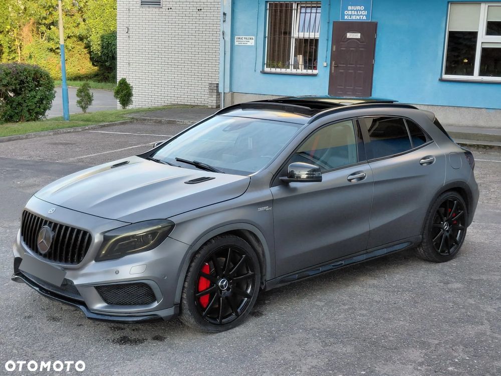 Mercedes-Benz GLA 45 AMG 4Matic 7G-DCT Edition 1 - 3