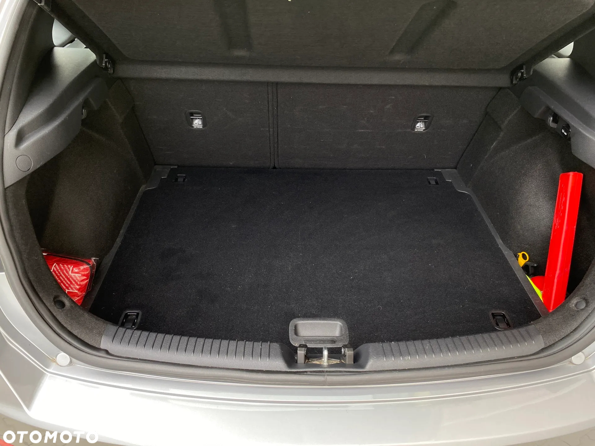 Hyundai i30 1.5 DPI Classic + - 12