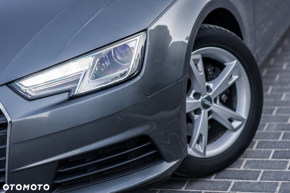Audi A4 Avant - 33