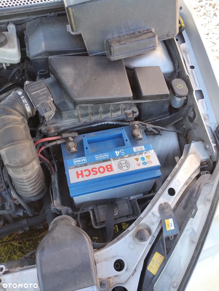 Ford Focus 1.6 Ambiente - 21