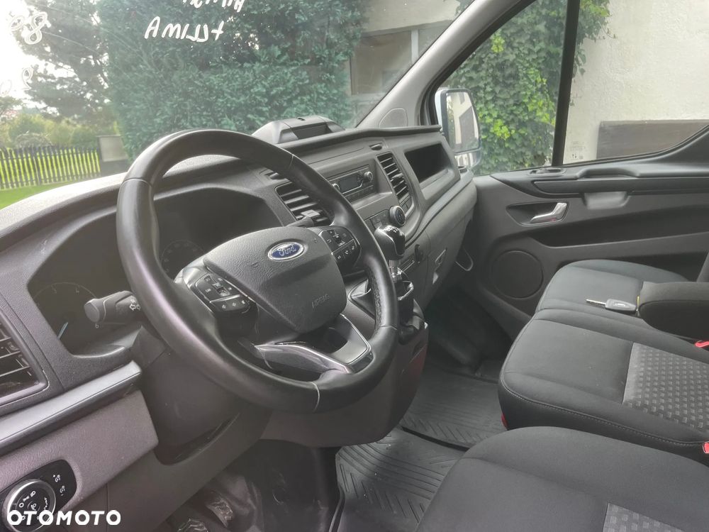 Ford Transit Custom - 11