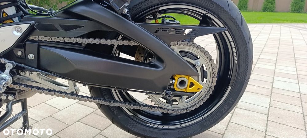 Yamaha FZ8 - 31