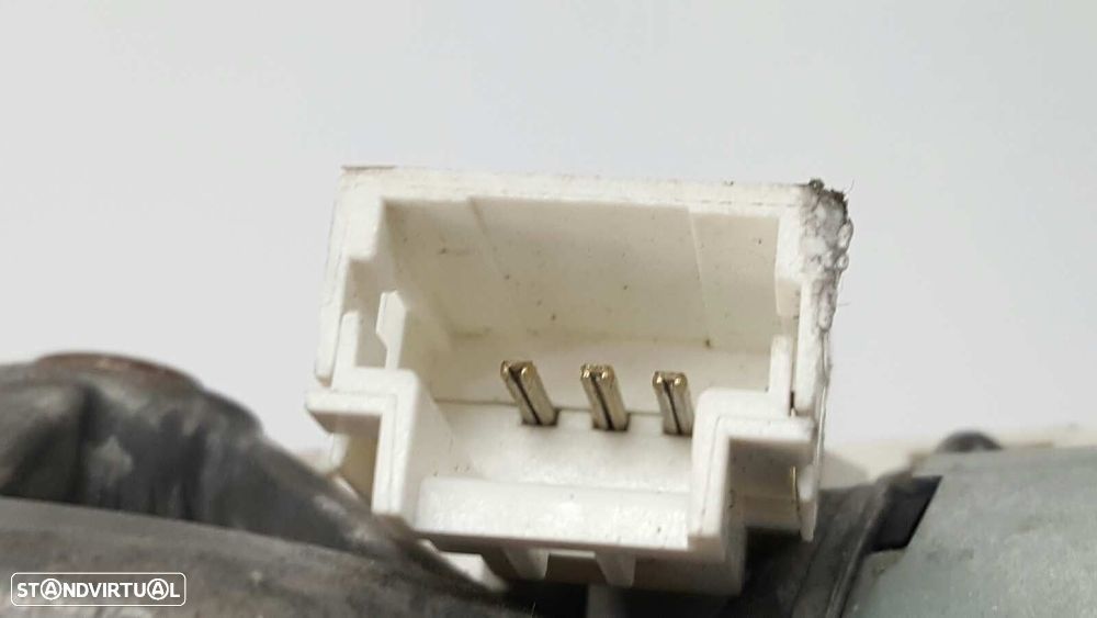 MOTOR LIMPA-VIDROS TRASEIRO RENAULT CLIO III AUTHENTIQUE - 3