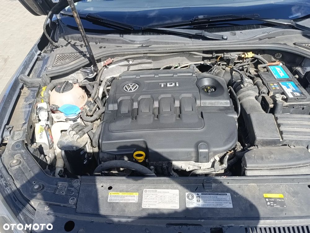 Volkswagen Passat - 5