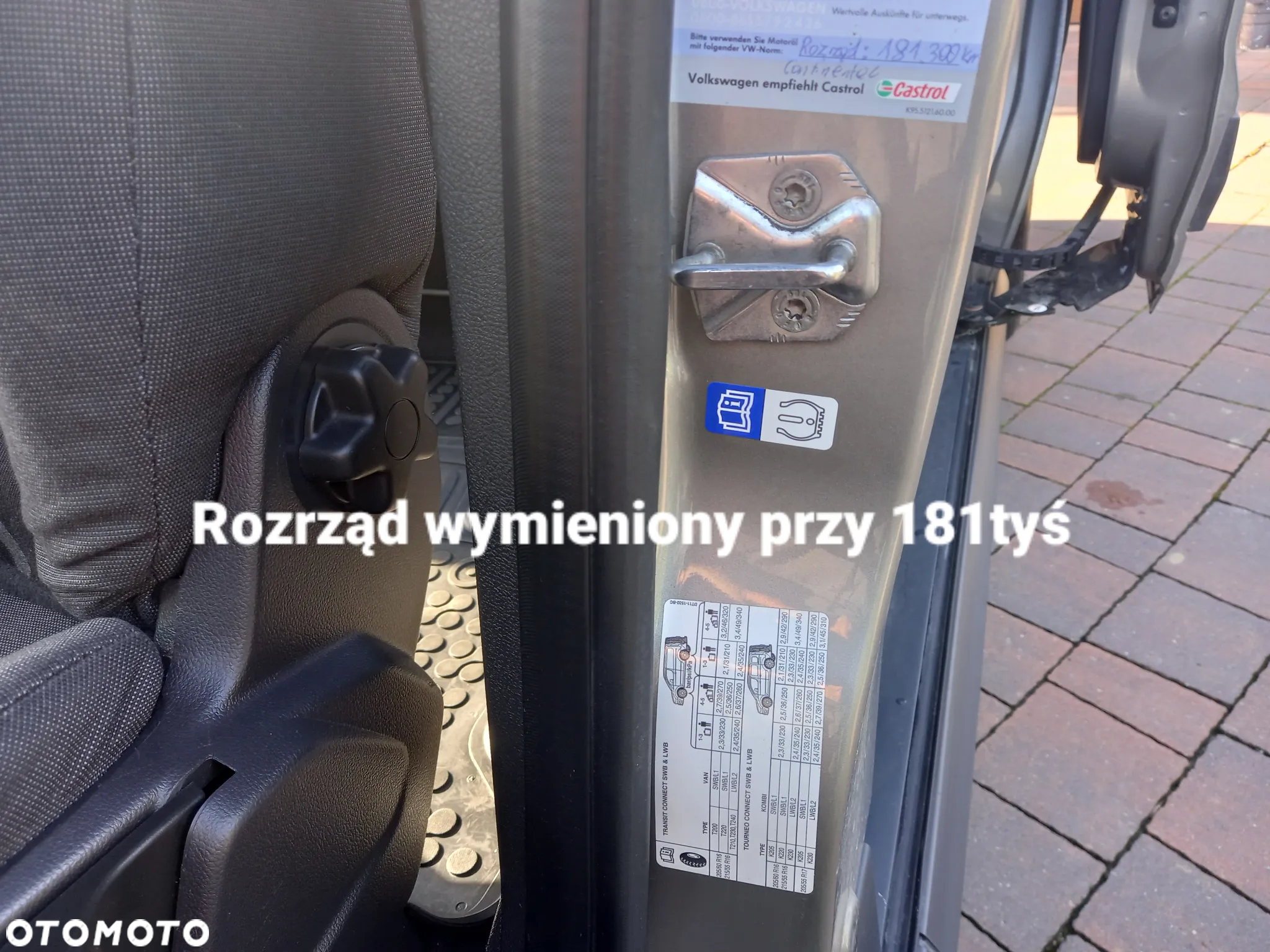 Ford Tourneo Connect Grand - 22