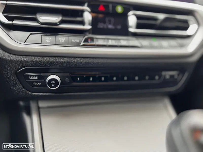 BMW 318 d Corporate Edition - 14