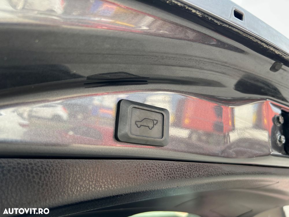 Toyota RAV4 2.5 Hybrid VVT-iE 4x2 Dynamic - 28