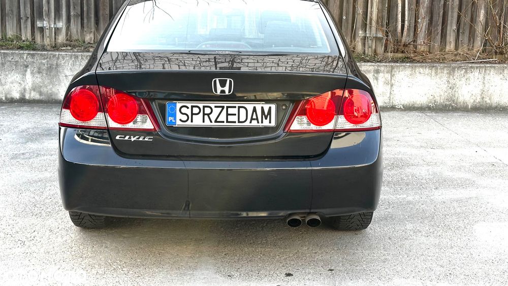 Honda Civic 1.8 Executive - 4