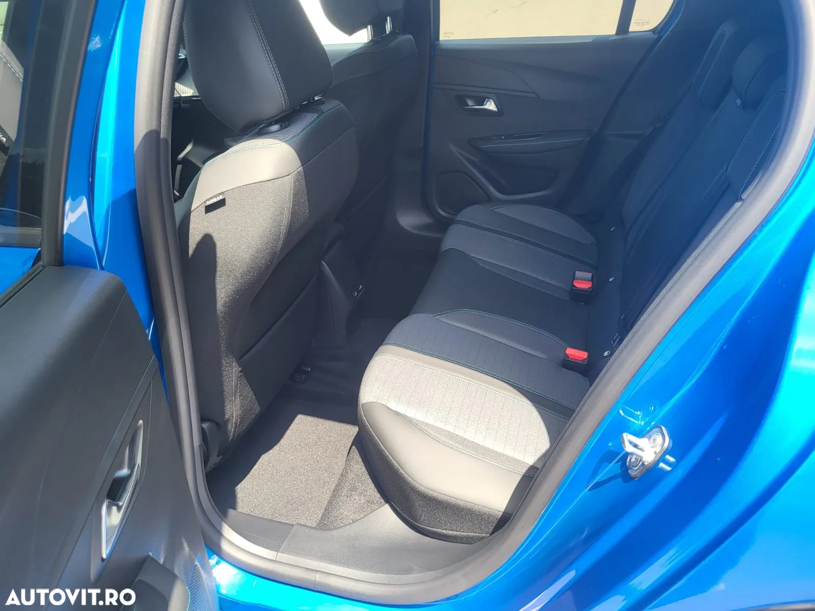 Peugeot 208 e-208 Allure Pack - 12