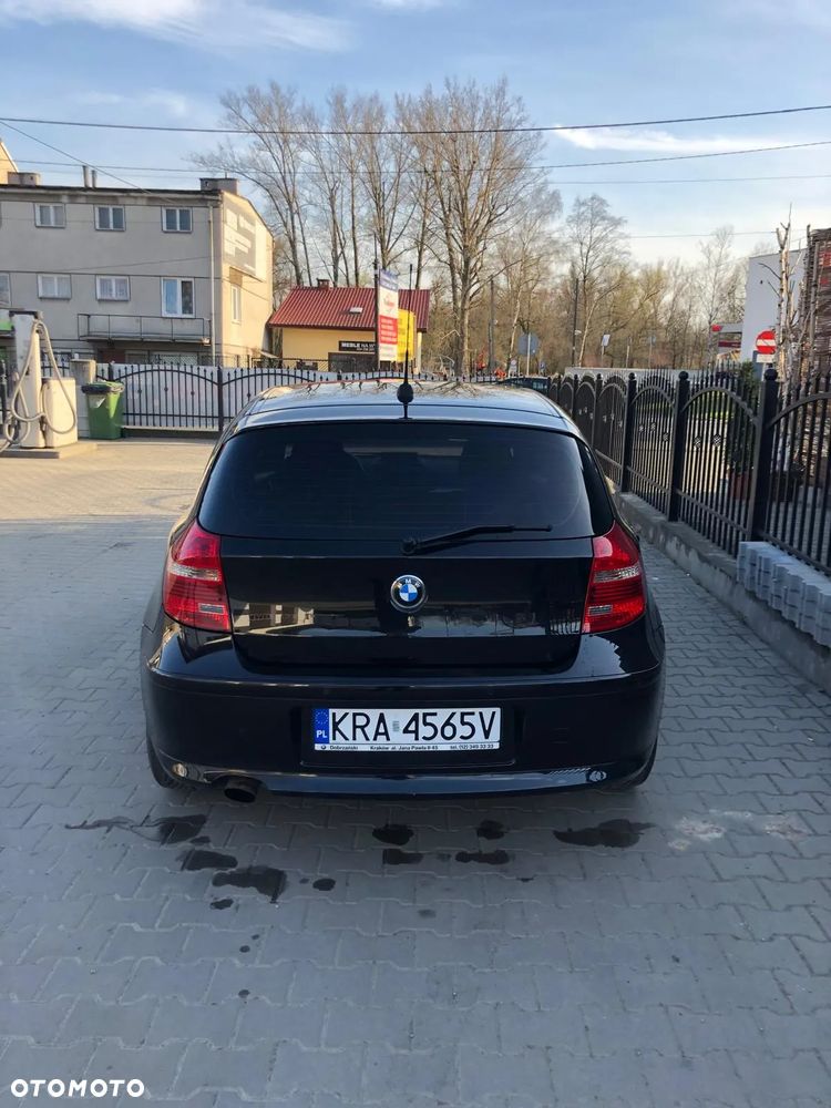 BMW Seria 1 118d - 4