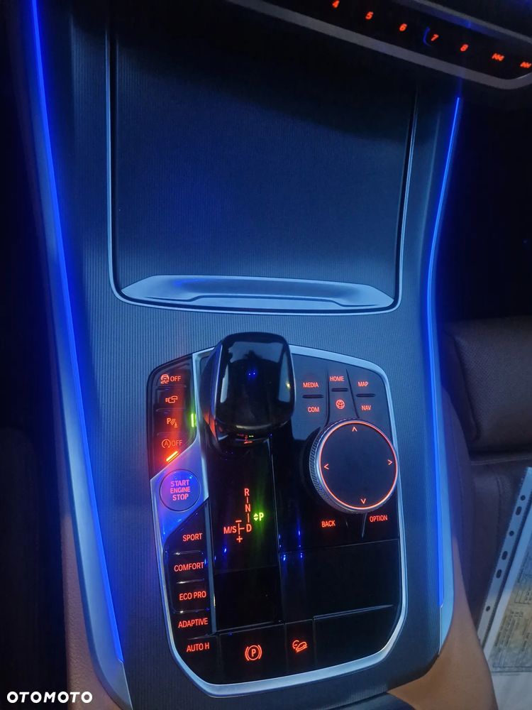 BMW X5 xDrive25d - 22