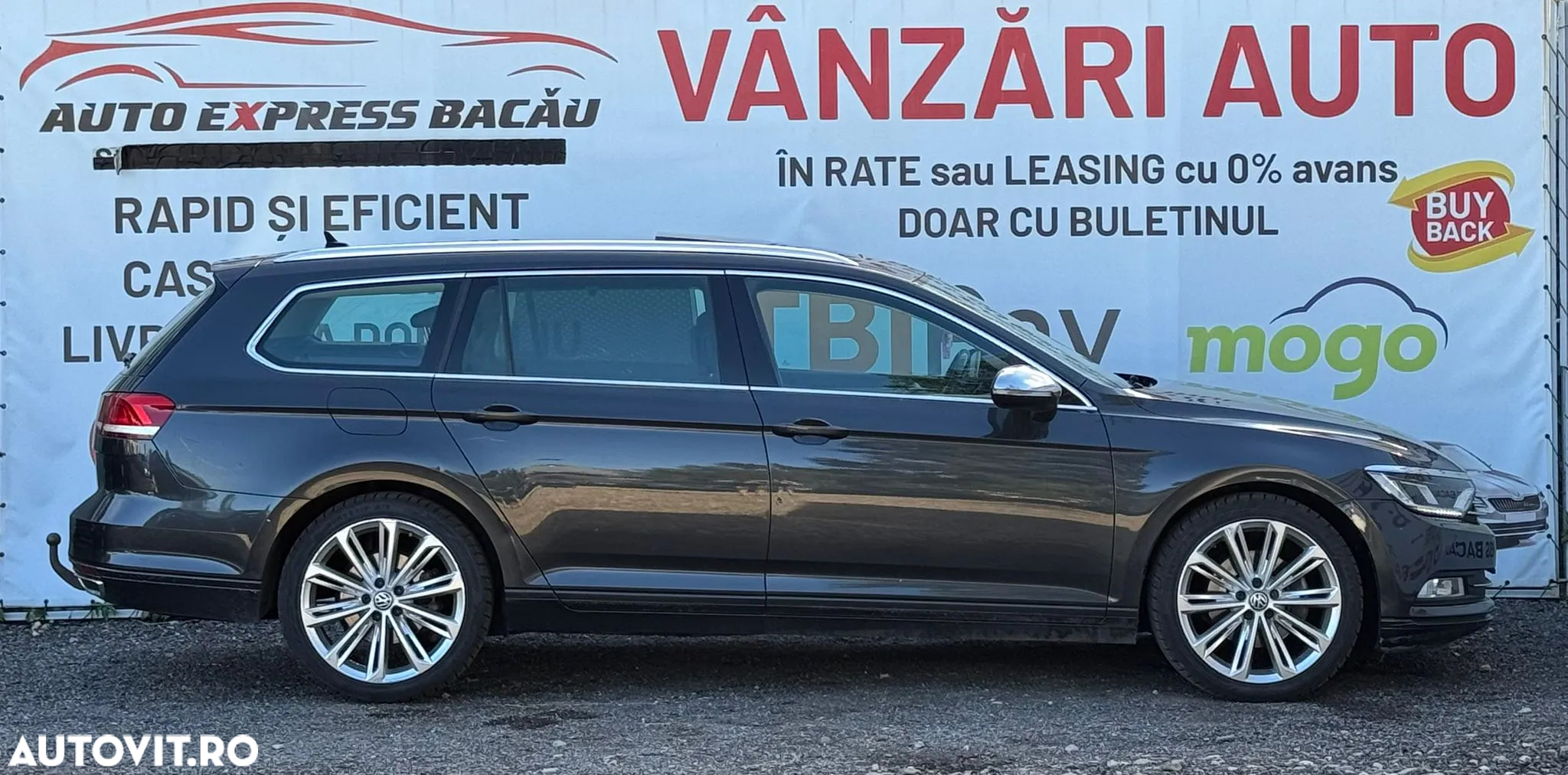 Volkswagen Passat Variant 2.0 TDI DSG (BlueMotion Technology) Comfortline - 17
