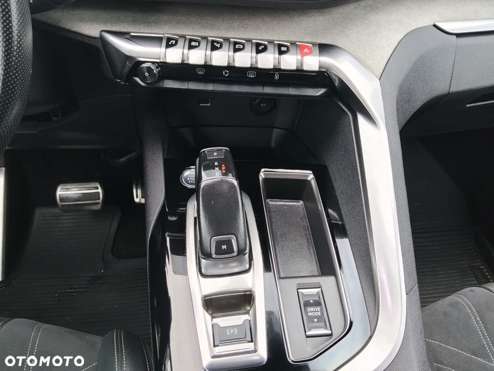 Peugeot 3008 1.5 BlueHDi GT Pack S&S EAT8 - 4