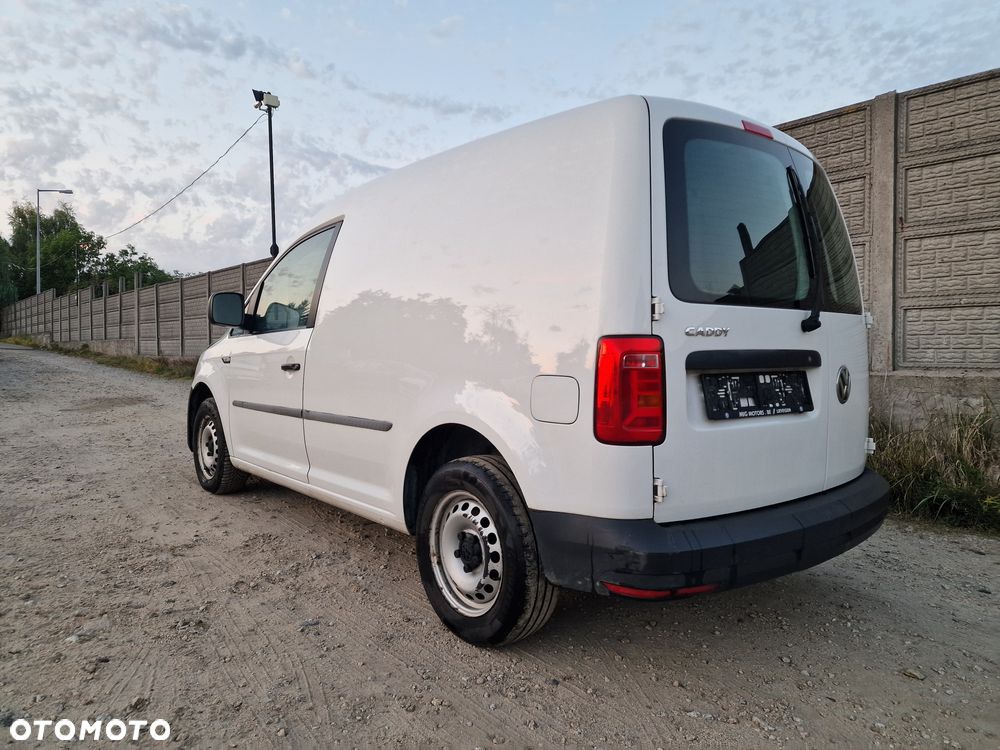 Volkswagen Caddy - 5