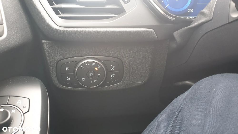 Ford Focus 1.0 EcoBoost Titanium - 20