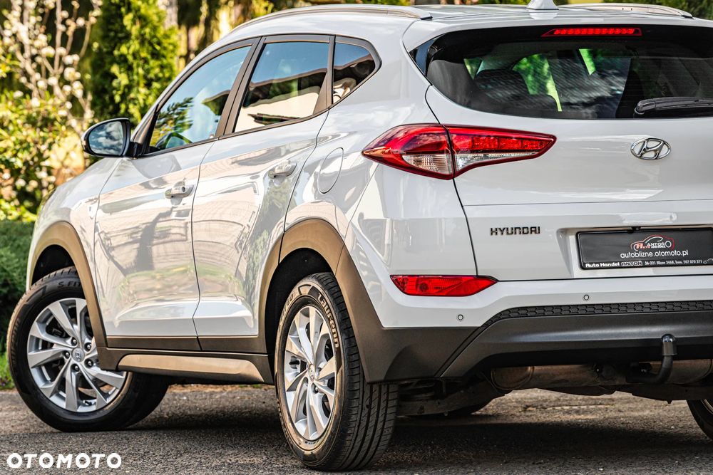 Hyundai Tucson blue 1.7 CRDi 2WD Style - 16