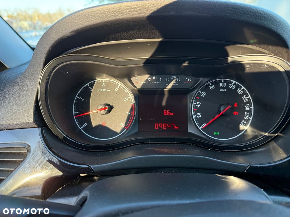 Opel Corsa 1.4 16V Cosmo - 10