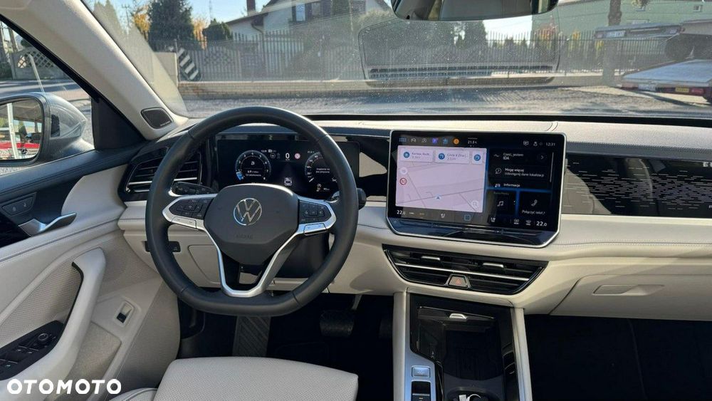 Volkswagen Passat - 15