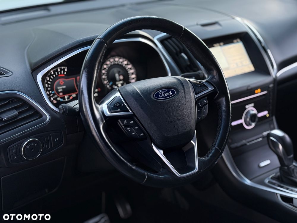 Ford Edge 2.0 TDCi Twin-Turbo 4WD ST-Line - 22