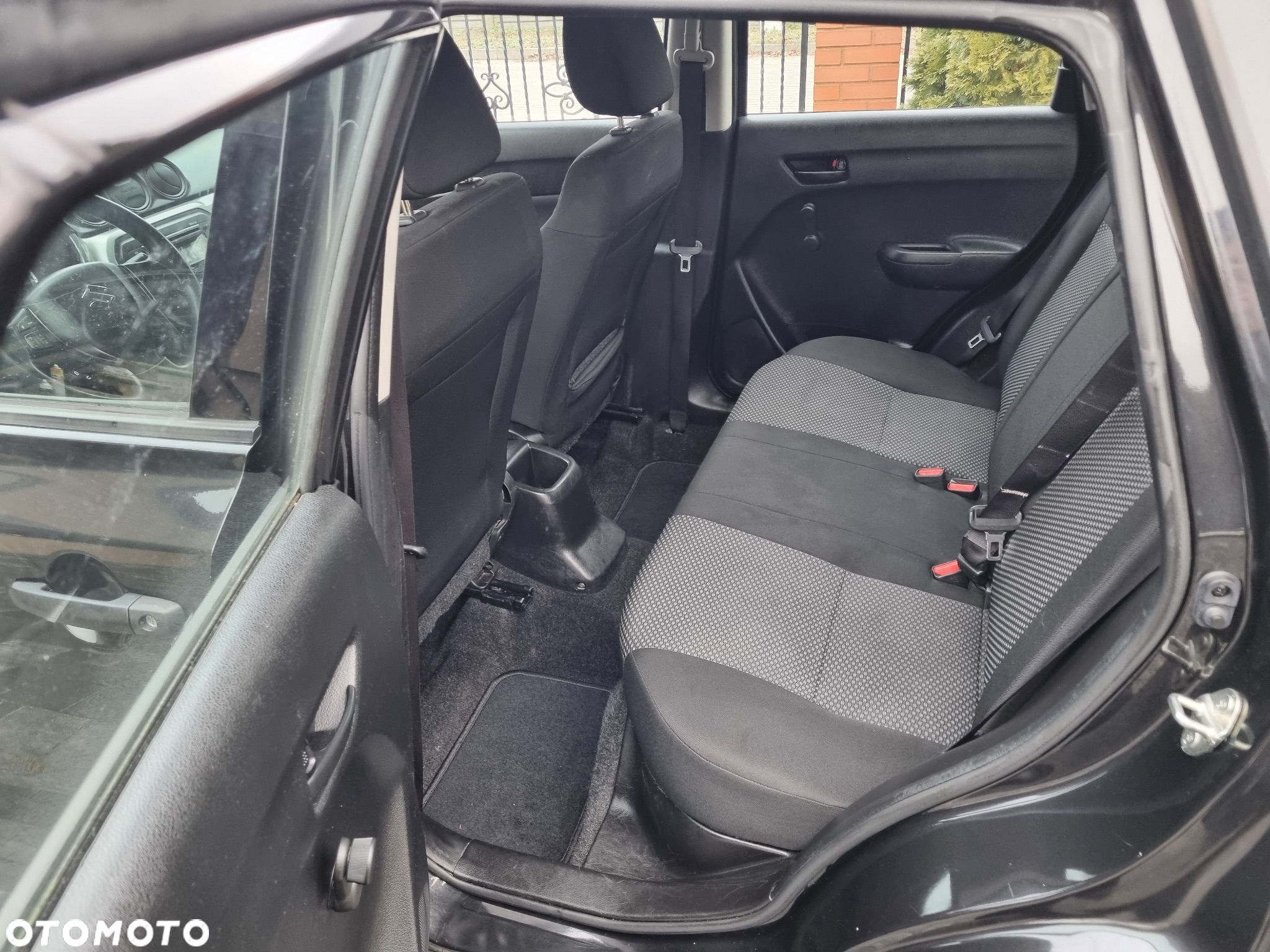 Suzuki Vitara - 16