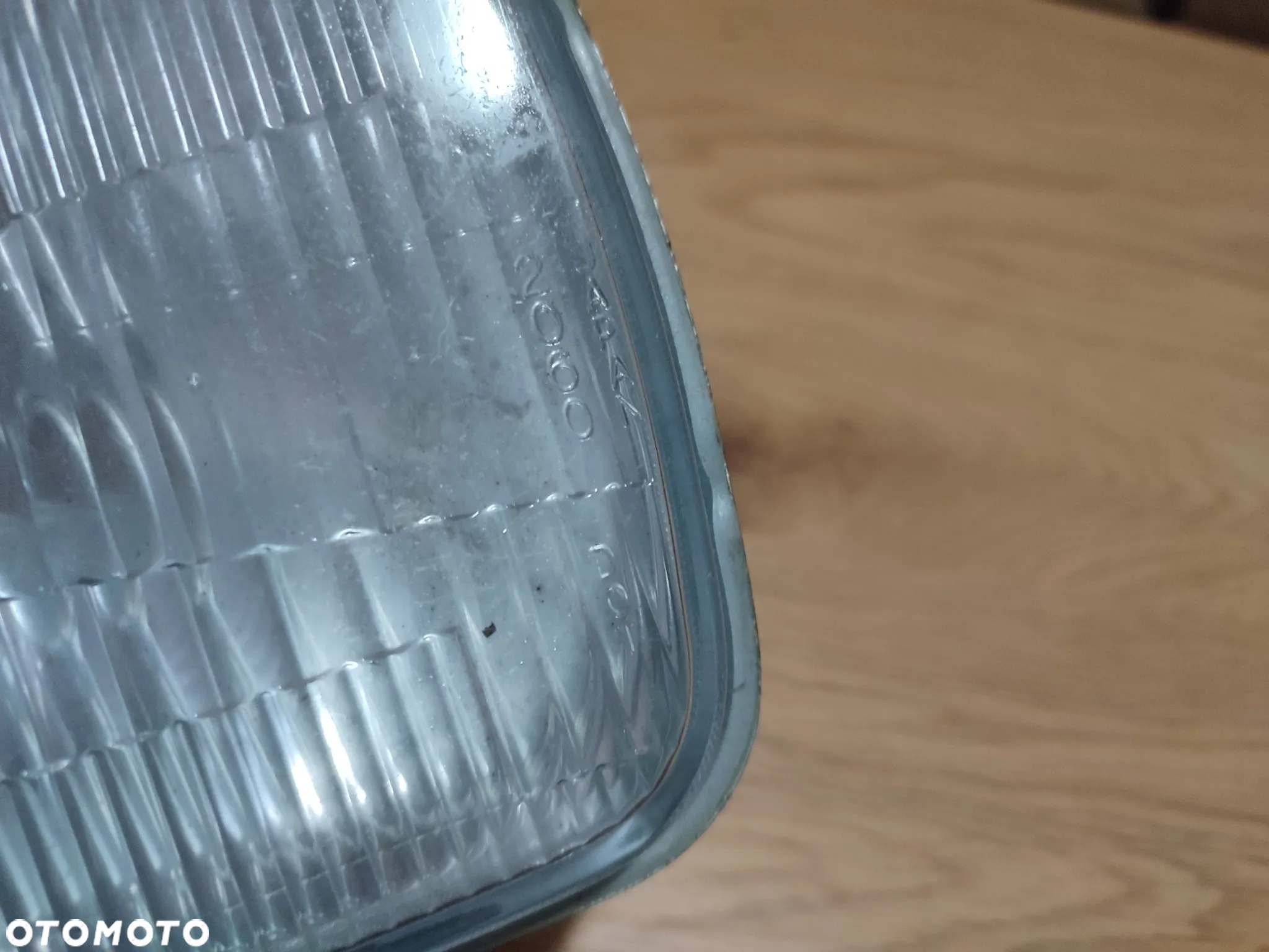 Lampa przód, reflektor Honda VF 1000R - 3