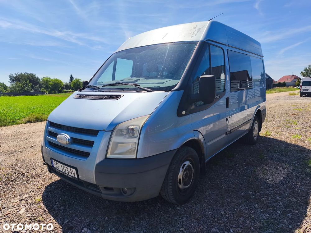 Ford Transit - 1