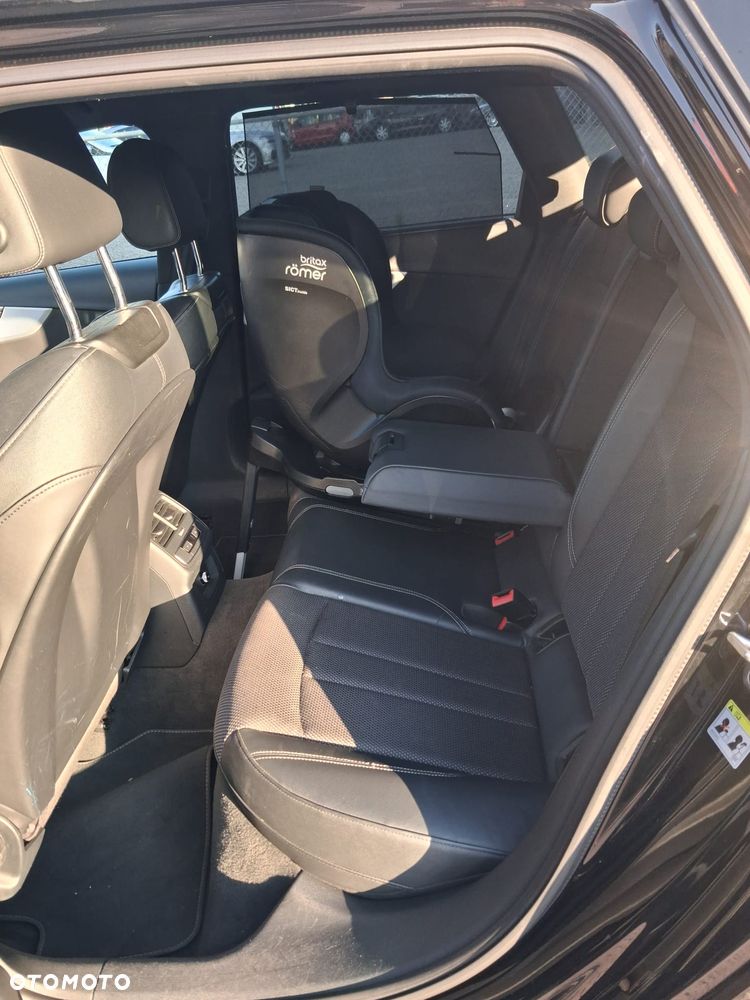 Audi A4 Avant 30 TDI mHEV S Line S tronic - 19