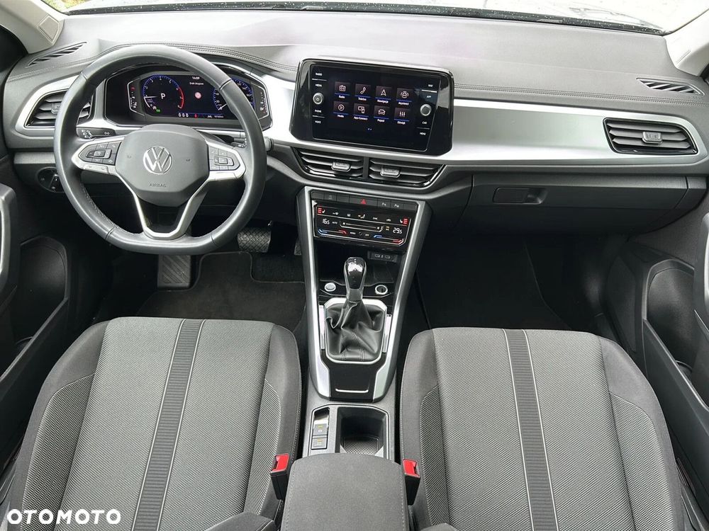 Volkswagen T-Roc - 26