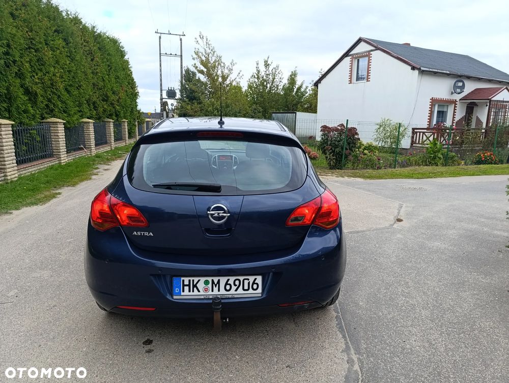 Opel Astra 1.6 Active - 11