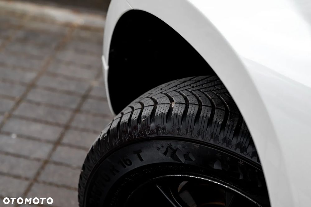 Suzuki Grand Vitara 1.6 Black&White - 24