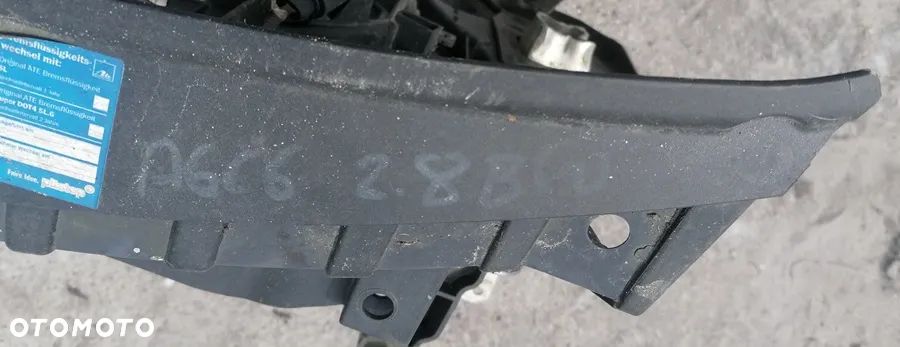 AUDI A6 C6 PAS PRZEDNI WZMOCNIENIE - 4