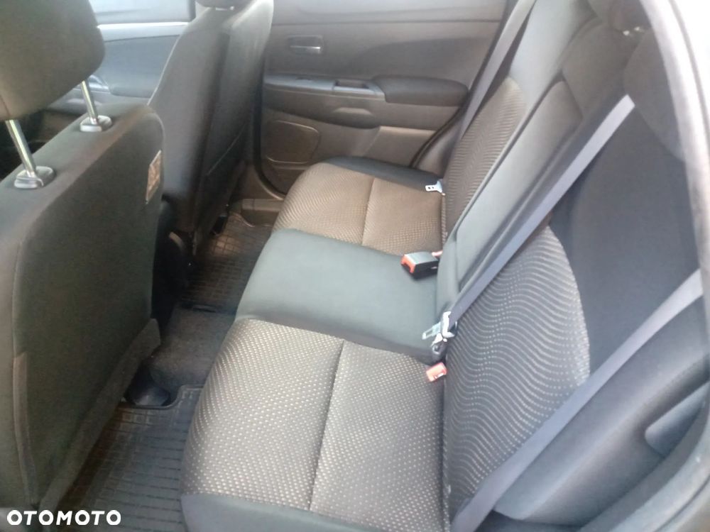 Mitsubishi ASX 1.6 Intense - 13