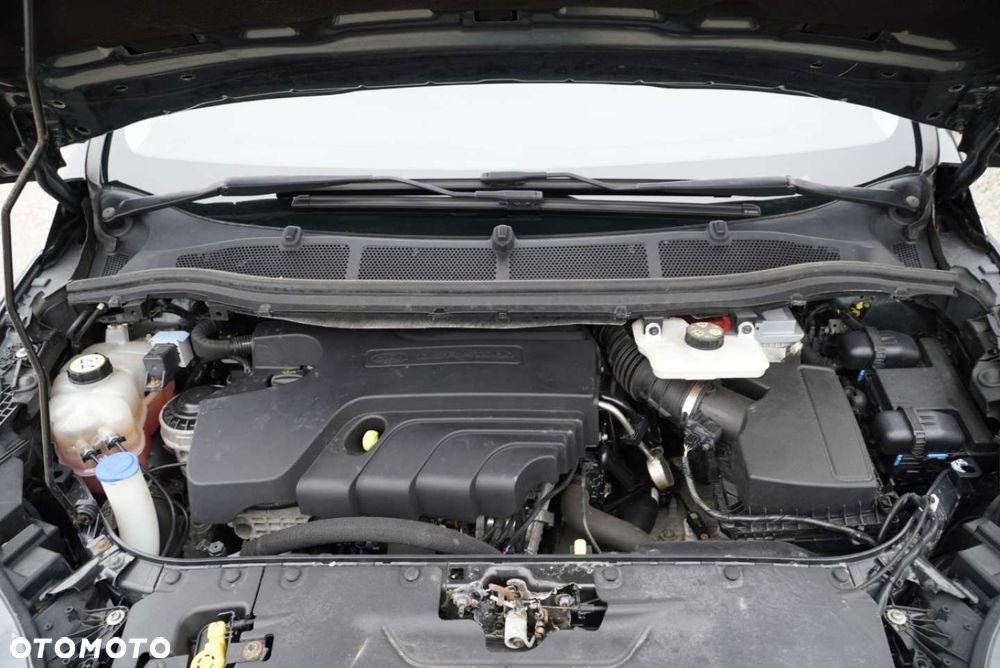 Ford S-Max 2.0 TDCi Titanium PowerShift - 24