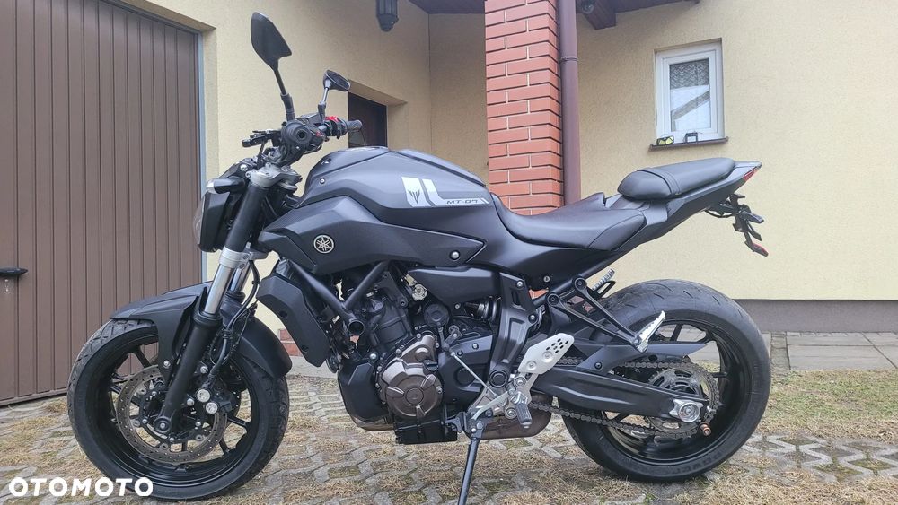 Yamaha MT - 5