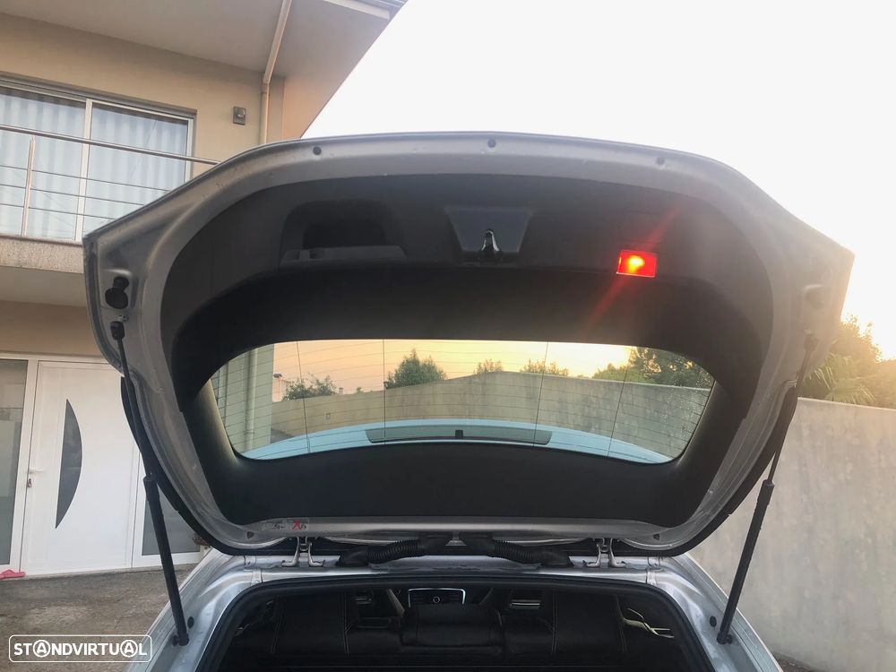 Mercedes-Benz CLA 180 d Shooting Brake Urban - 13