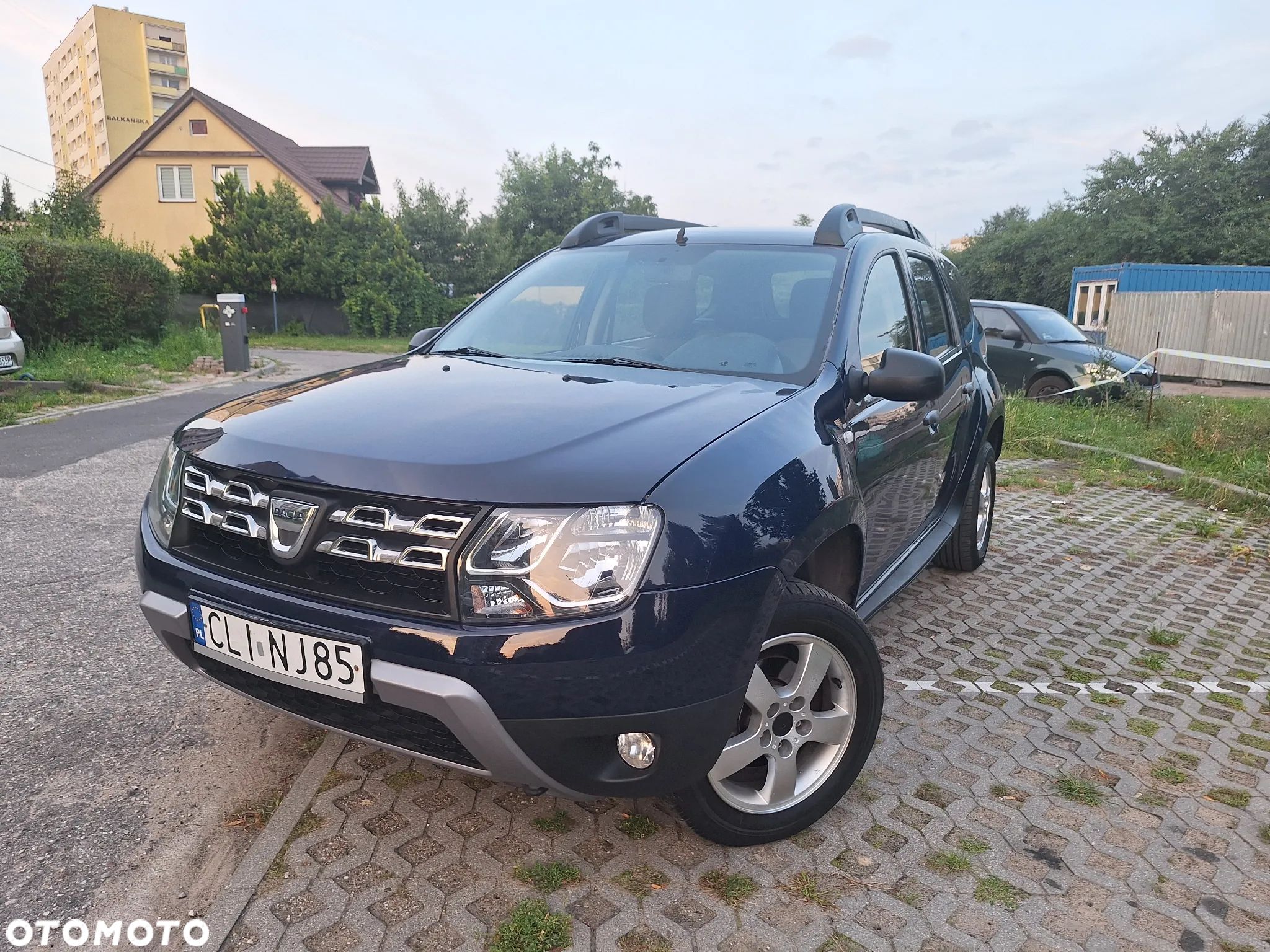 Dacia Duster 1.6 Laureate 4x4 - 1