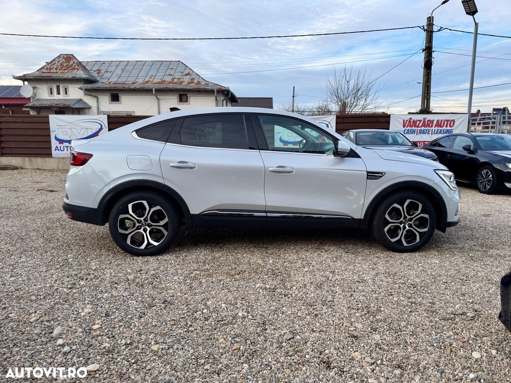 Renault Arkana E-TECH RS Line - 9