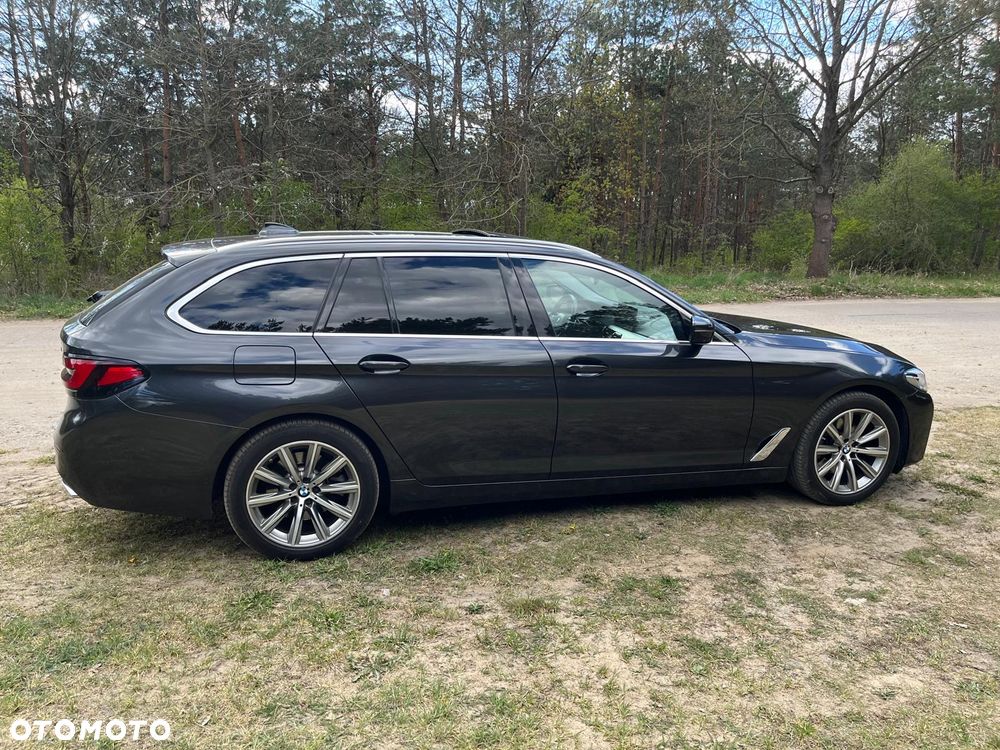 BMW Seria 5 520d Luxury Line sport - 13