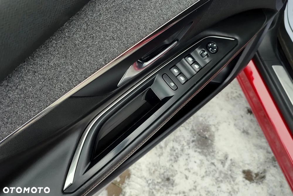 Peugeot 3008 PureTech 130 Stop & Start Allure - 16