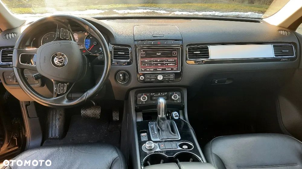 Volkswagen Touareg 3.0 V6 TDI BMT Business Line - 10